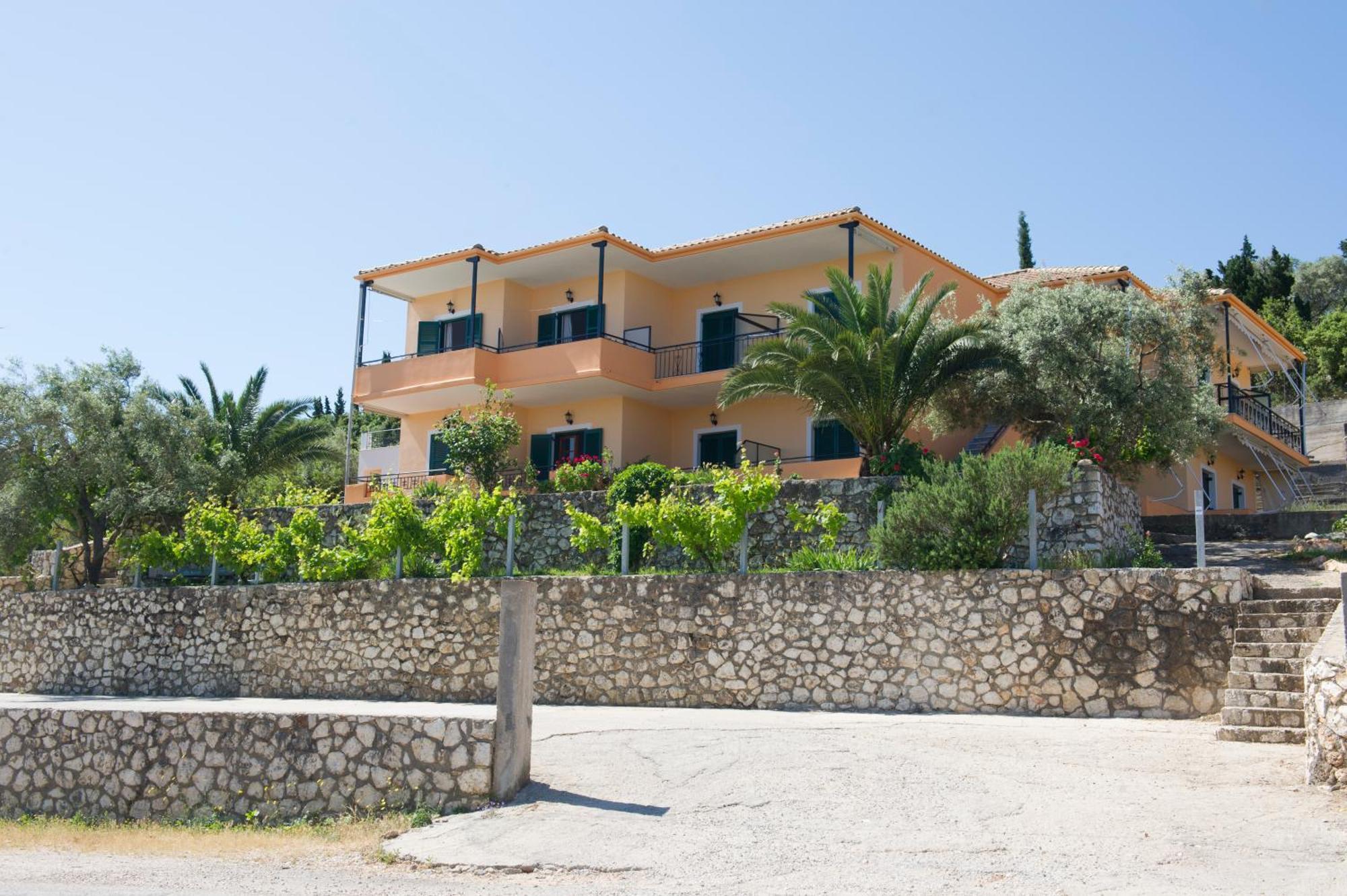 Apartmán Pansion Laertes Tsoukaládhes Exteriér fotografie
